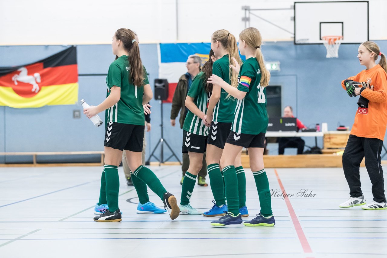 Bild 600 - C-Juniorinnen 2 Loewinnen Cup